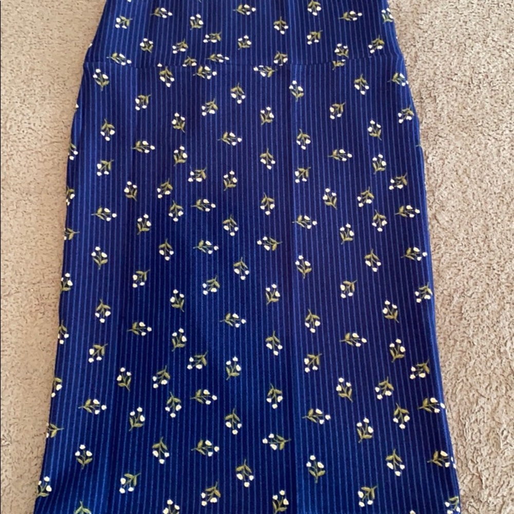 Pencil skirt